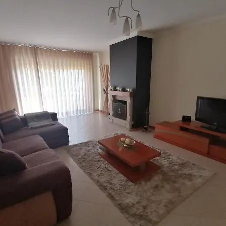 Rua Da Amizade * Фелгейраш